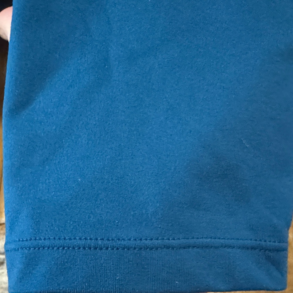 Men’s Conquer ALO Yoga Teal Hoodie NWOT - Picture 7 of 9